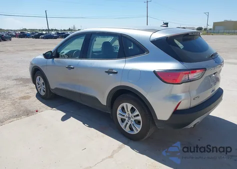 2022 Ford Escape S z USA, uszkodzony, nr VIN 1FMCU0F68NUA34518